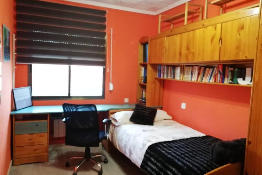 Casa Con Terraza/confortable House With Terrace Holiday home *