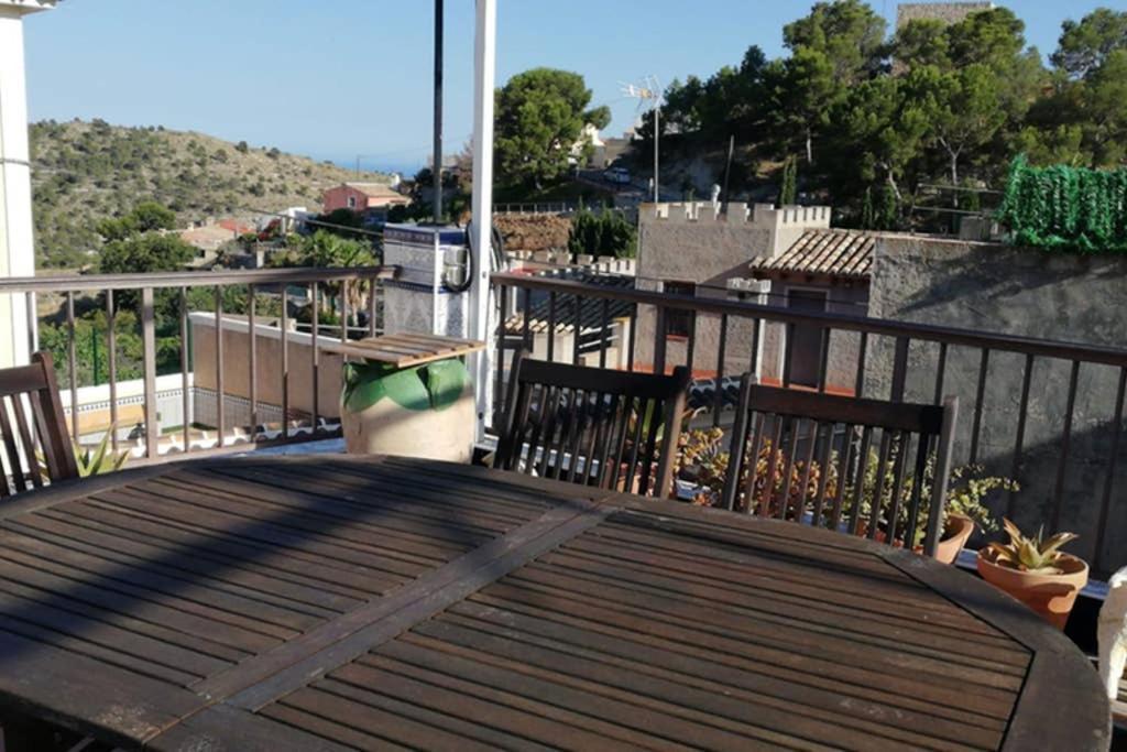 Casa Con Terraza/confortable House With Terrace *